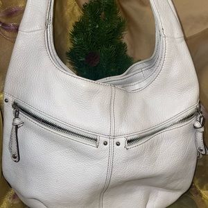 Tignanello White Leather Shoulder bag. EUC
